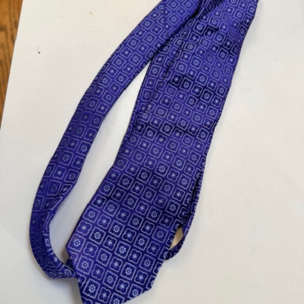 Frank Stella New York Tie --  100% Silk -- Made in Italy